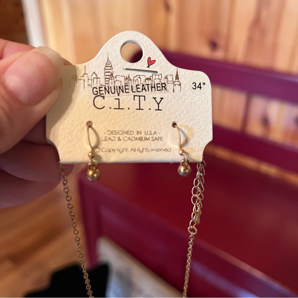 CITY NWT leather pendant necklace & earrings - Picture 4 of 6